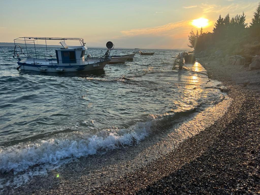 Apartmani Tin Starigrad Paklenica Bagian luar foto